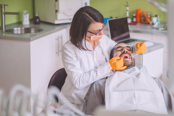 Best Urgent Tooth Repair  in Bellevue, IA